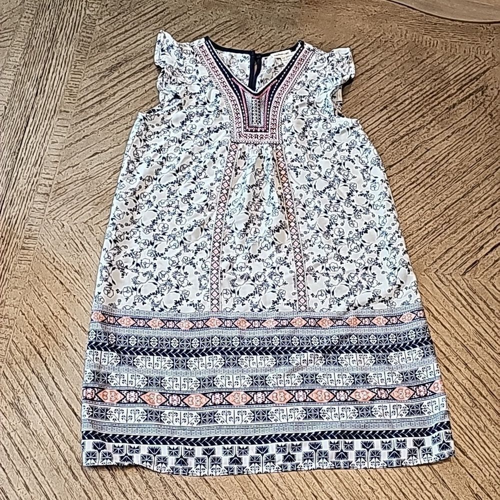 Girls size 10 floral Dress with ruffle sleeves